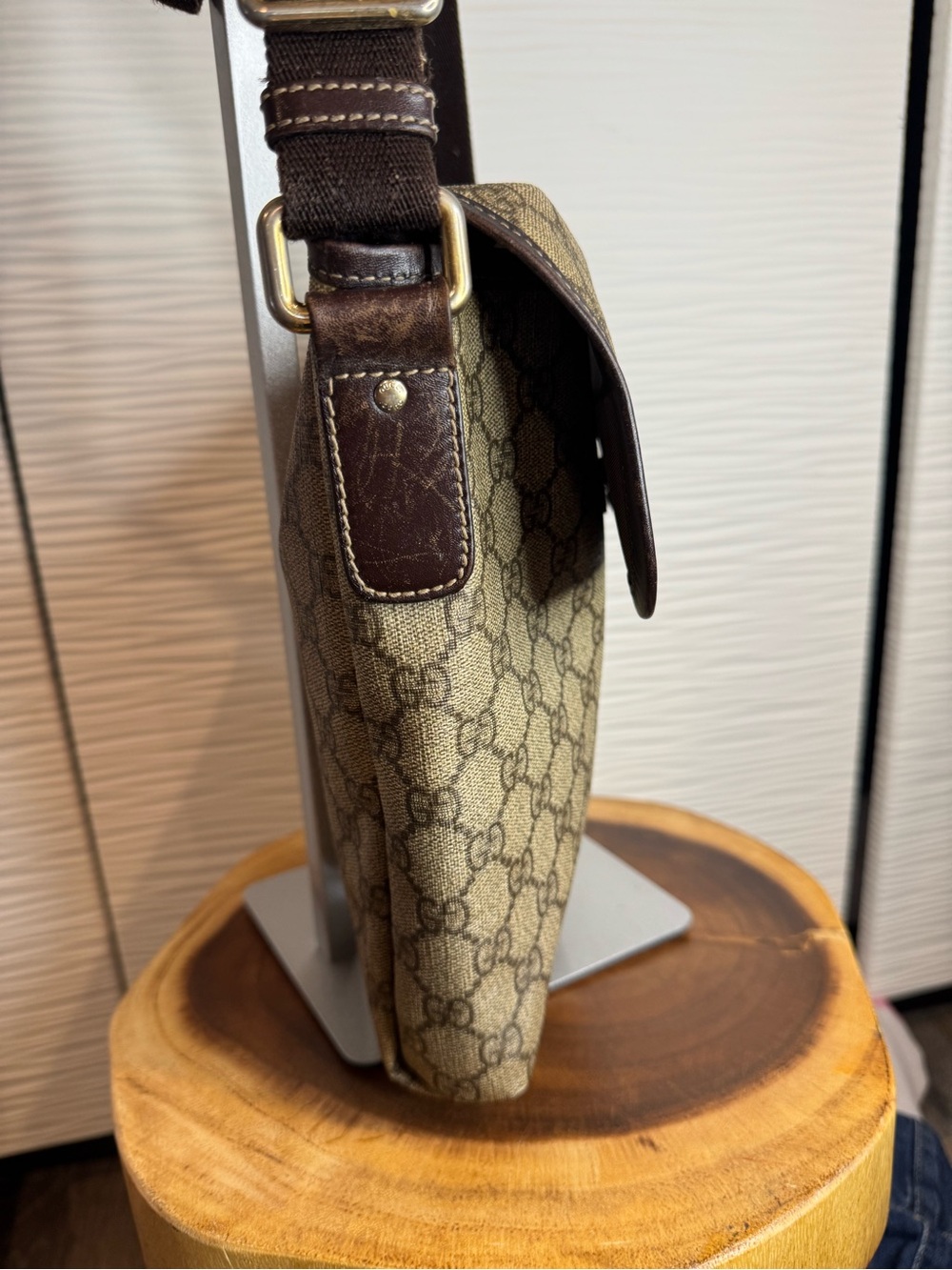 Gucci Tan & Dark Brown GG Canvas Crossbody Ba - Picture 2 of 16